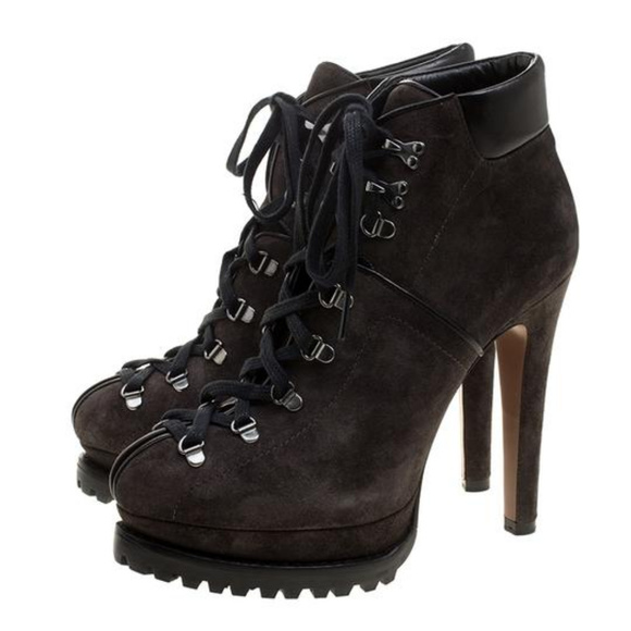 alaia lace up booties
